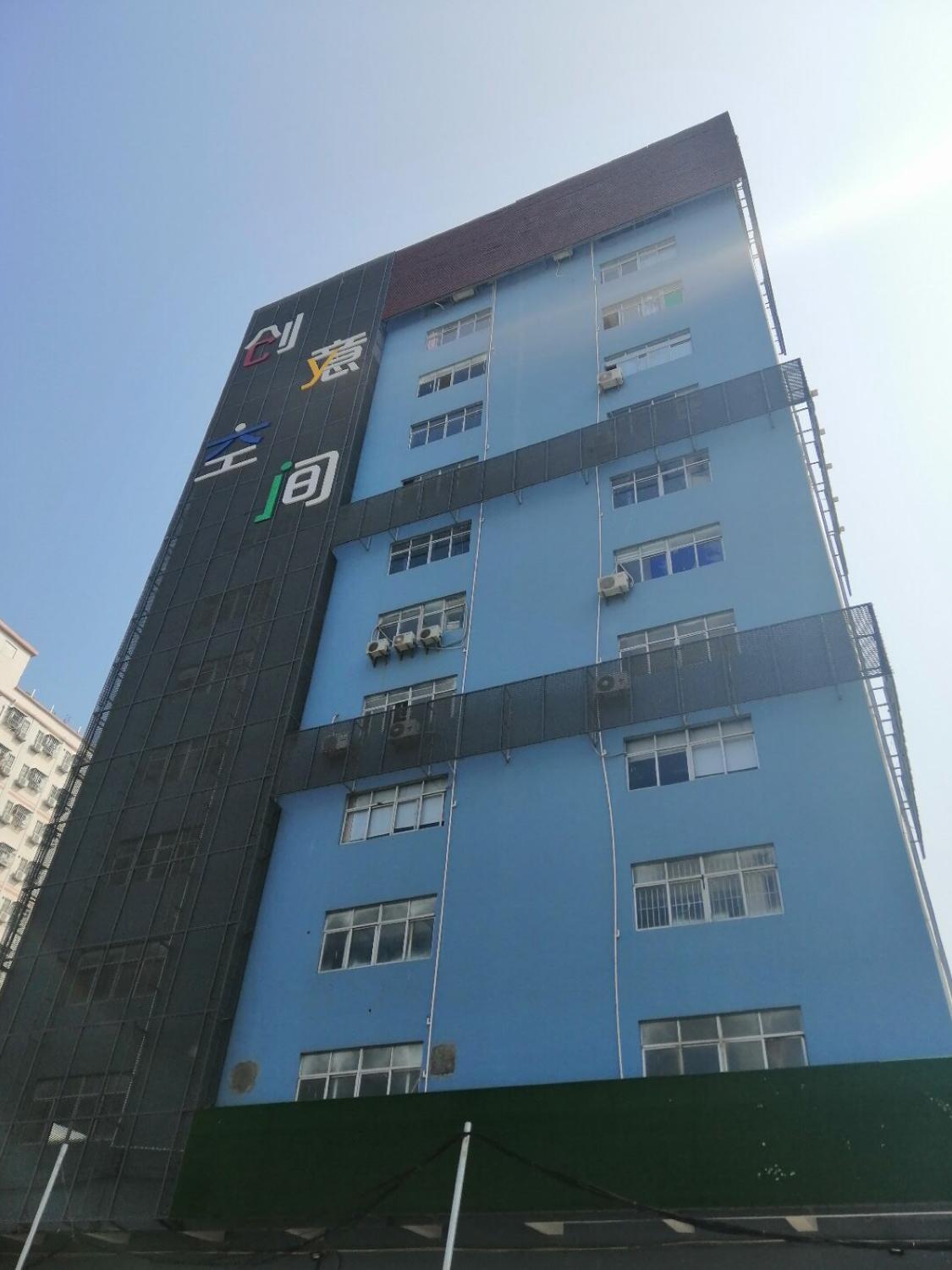 地铁口3分钟交通方便价格优惠性价比高