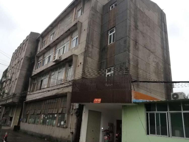 广州黄埔区黄埔东路精装修写字楼390平方招租