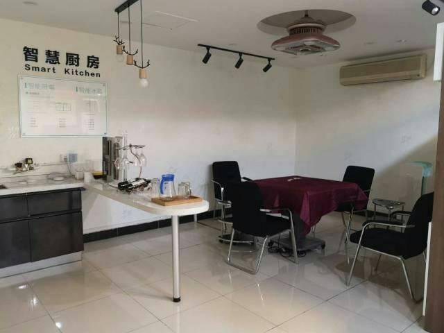 广州市天河黄埔鱼珠茅岗路,现成装修,拎包住,500平办公室出
