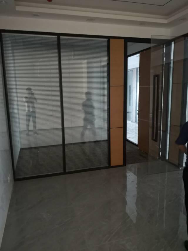 福永地铁口高端研发办公写字楼