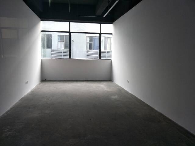 福永地铁口A出口全新精装小隔间和卡座带家私拎包入驻即可