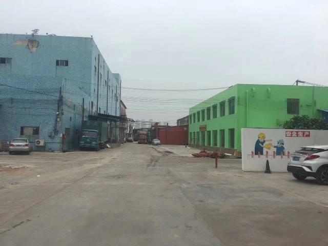 天河珠吉广园快速路边厂房2000平.适合小加工、仓库、淘宝。
