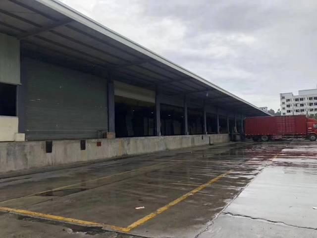 横岗六约新出带卸货平台丙二类消防食品监管仓库7000平出租，