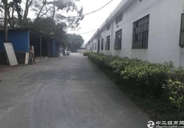 番禺区石基镇小龙村独院钢构厂房仓库出租，有办公室宿舍。