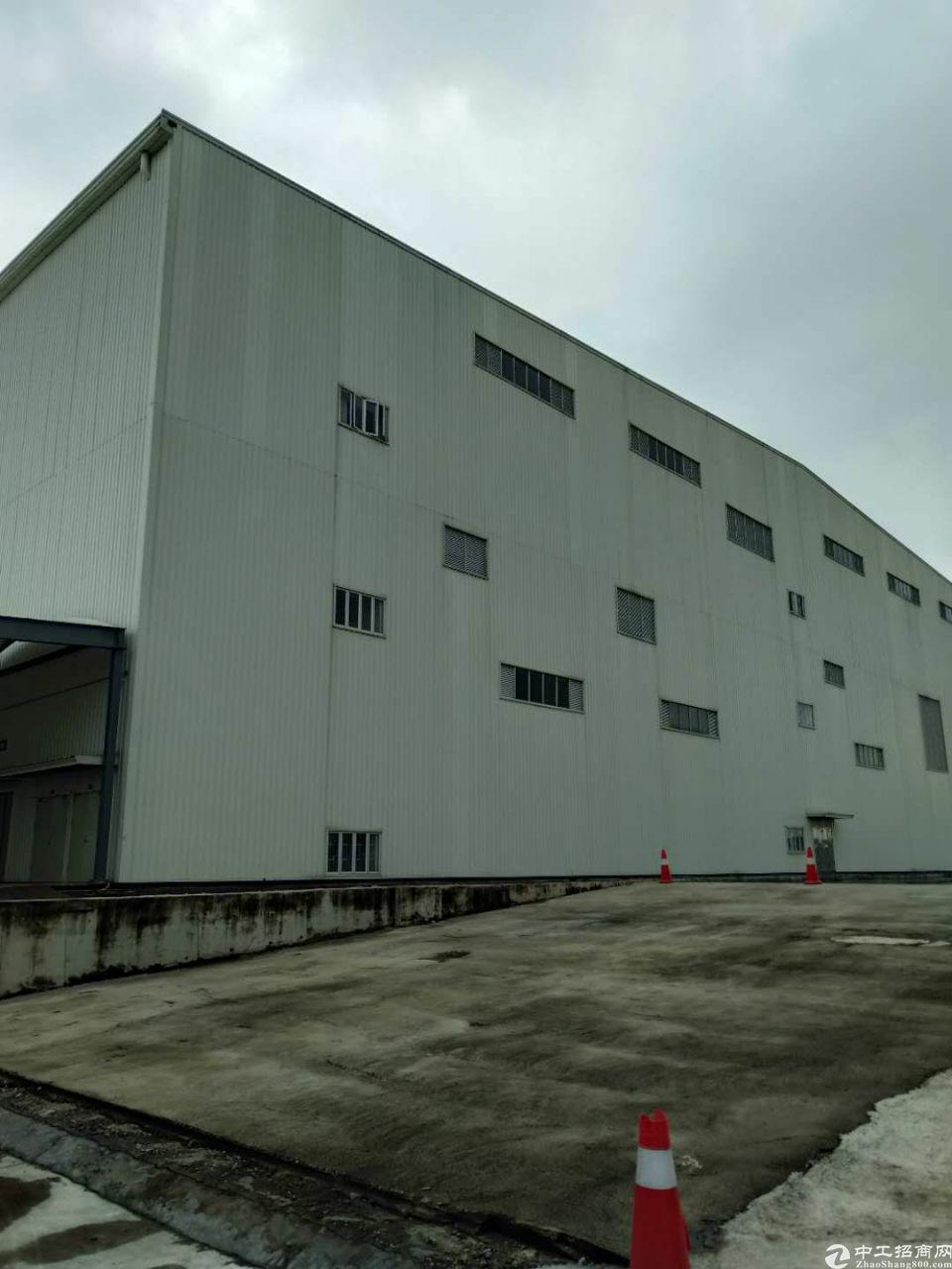 广州黄埔经济开发区新出一楼仓库2000平起分