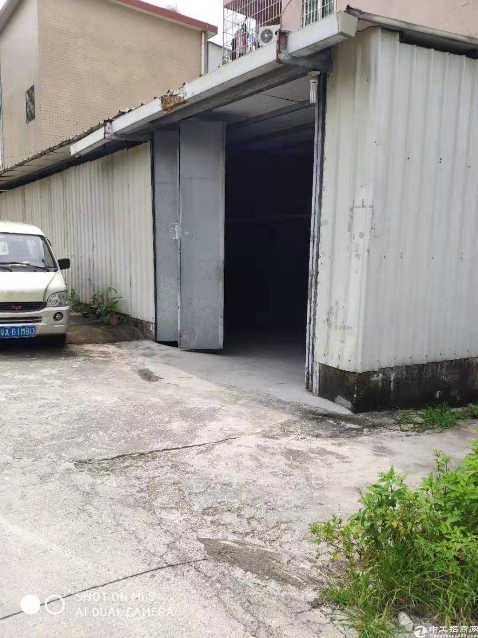 黄埔经济开发区文冲新出小面积仓库150/350平方出租。