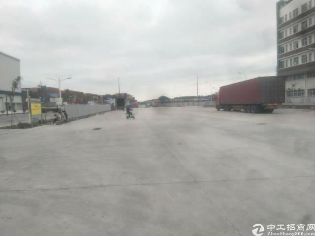 广州黄埔超大空地物流仓库出租。
