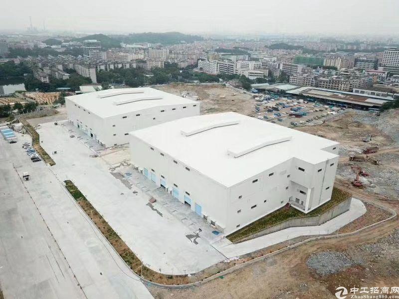 黄埔南岗新出，一楼两万平方，层高11米，可做生产仓库。
