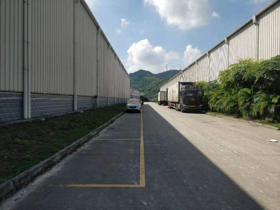 广州黄埔永和开发区高台仓库12000方，可短租。