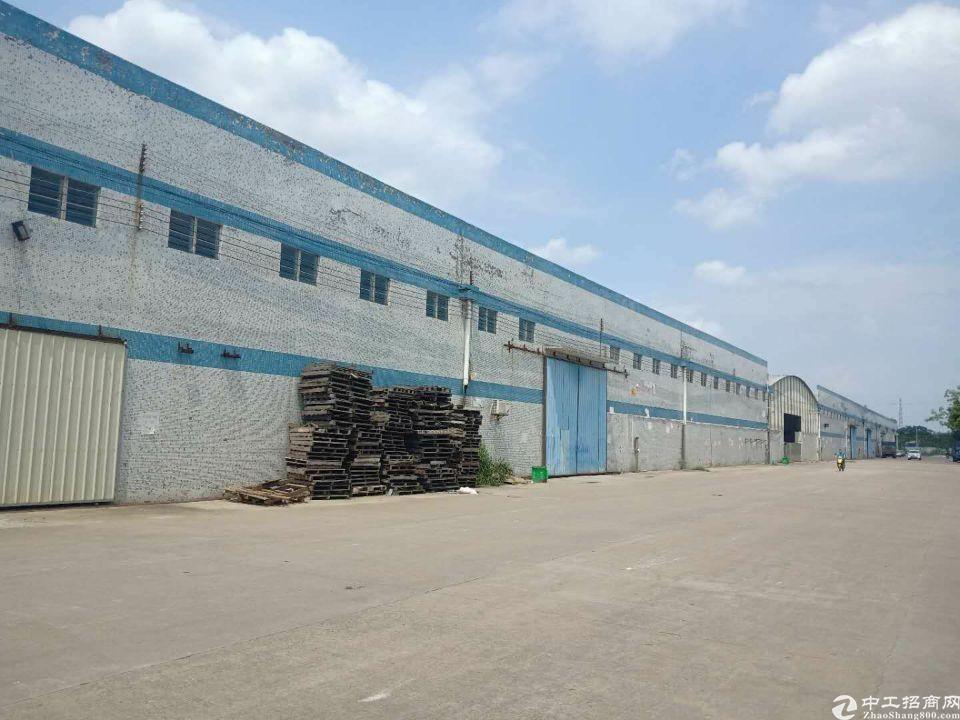 顺德北滘工业区仓库18000方已空出，砖墙到顶，高10米