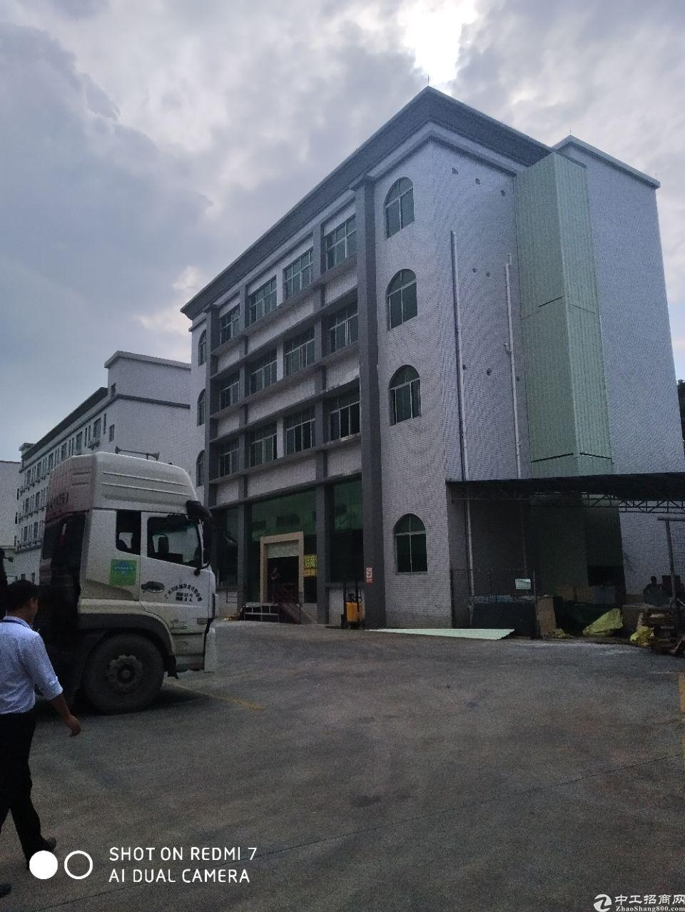 （招租）黄埔永和新出单一层钢构仓库2500方，带卸货平台。