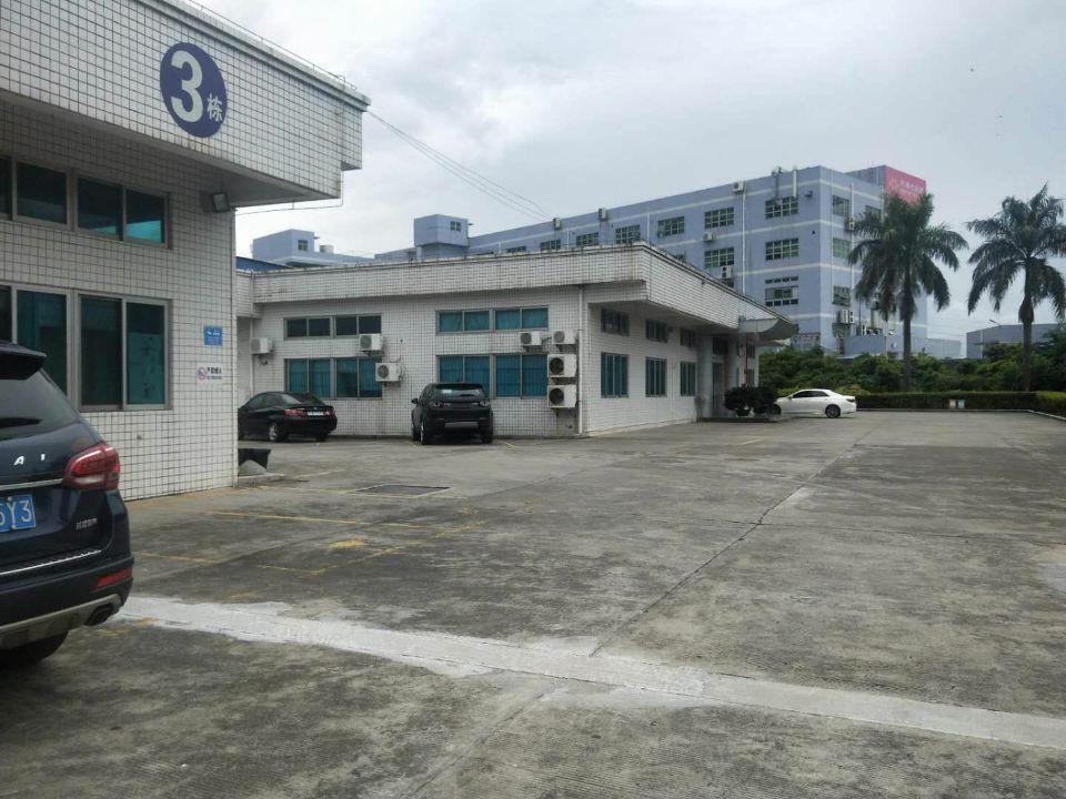 西乡鹤洲大型工业园一楼2550平方厂房出租