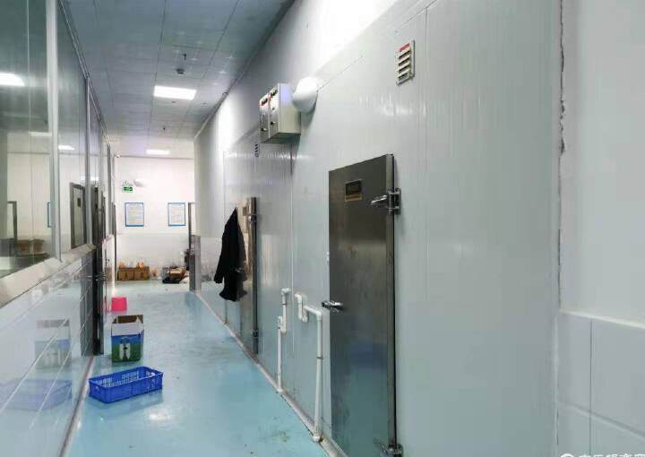 布吉丹竹头豪华装修中央厨房1260㎡带净化车间办公室冷冻库
