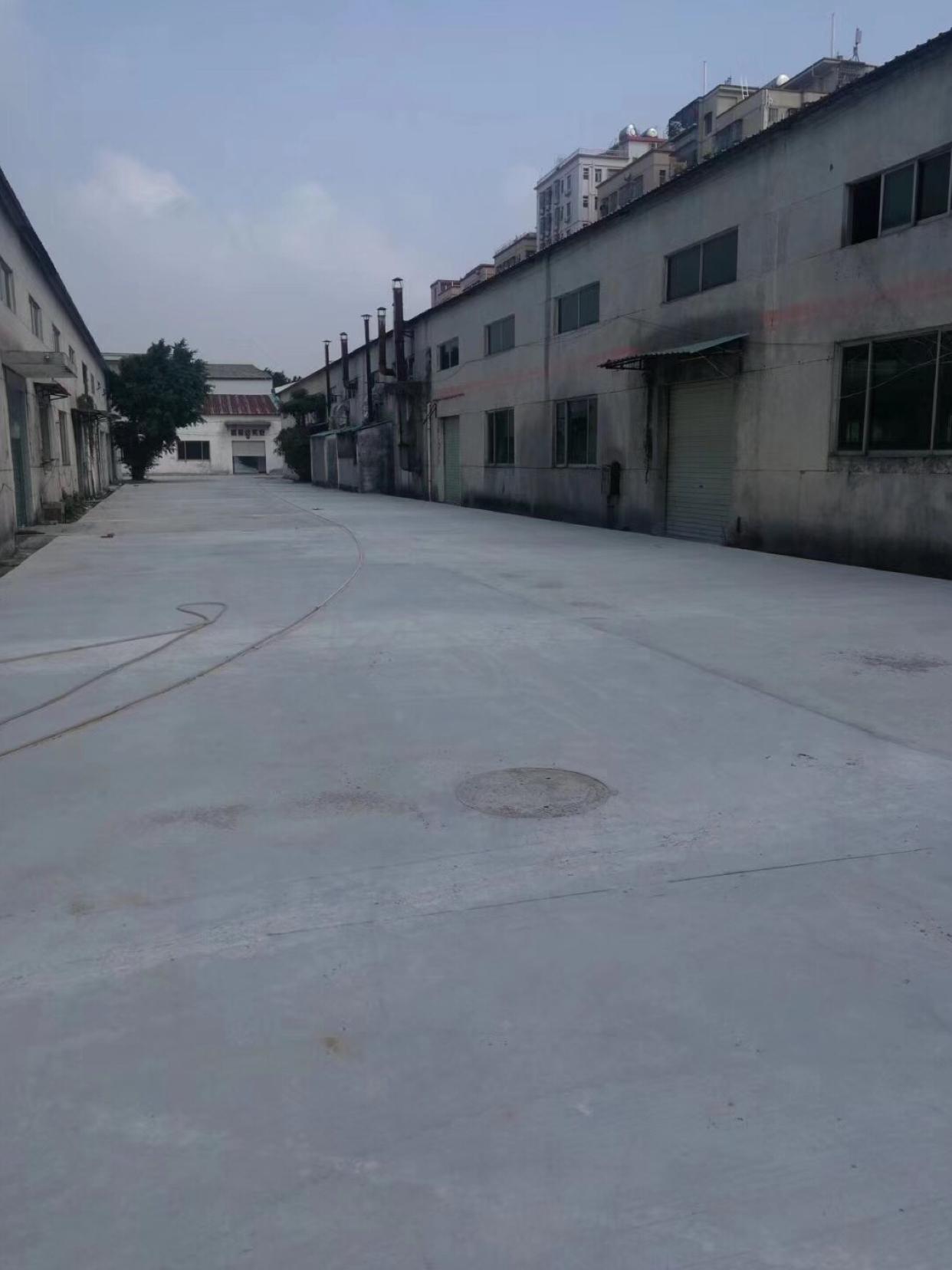 福永海鲜市场有5000平米货台仓库出租，7.6米，9.6米，