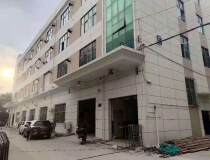 深圳市福永和平独门独院带精装修地坪漆6800平米厂房出招租！