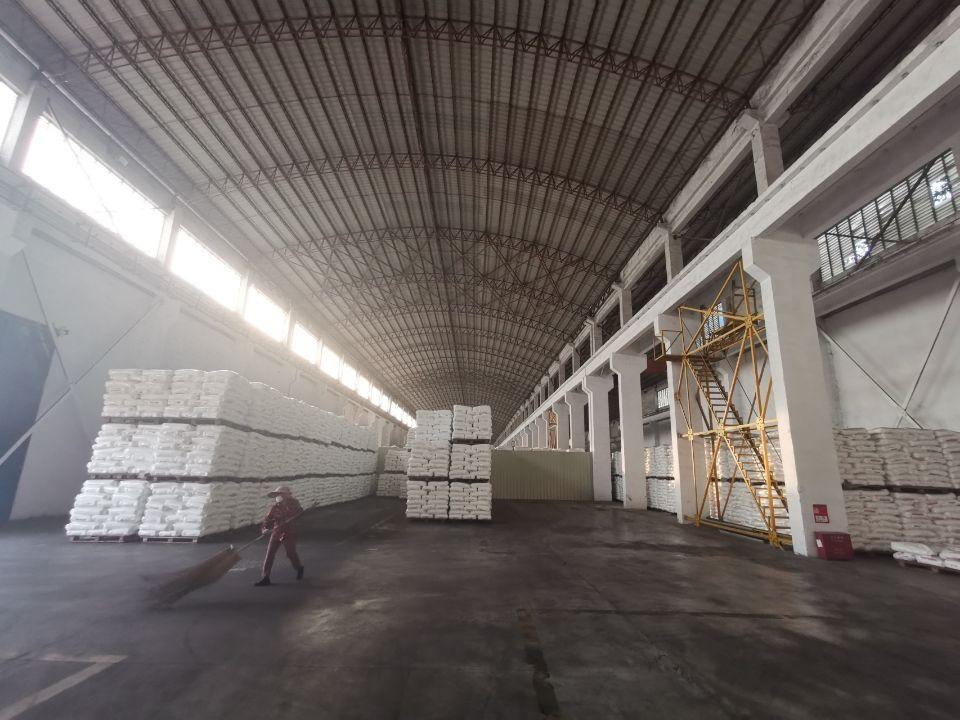 广州市黄埔区鱼珠码头新空出滴水12米单一层钢结构仓库5000