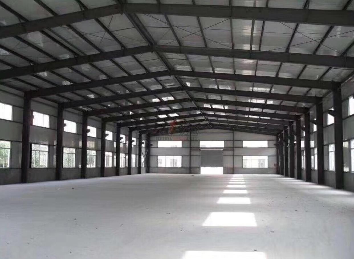 龙华清湖地铁口附近新出一楼14000平钢结构出租非常合适仓库