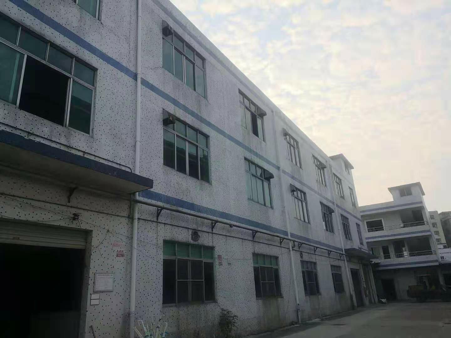 黄边新出楼上1500方厂房仓库出租空地超大可进拖头形象非常漂
