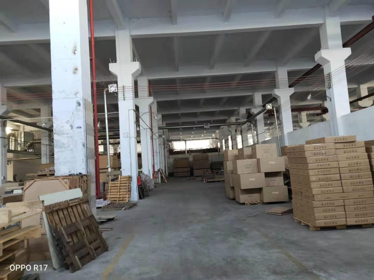 南庄吉利工业园整层7200平米厂房仓库出租可分租带10吨货梯