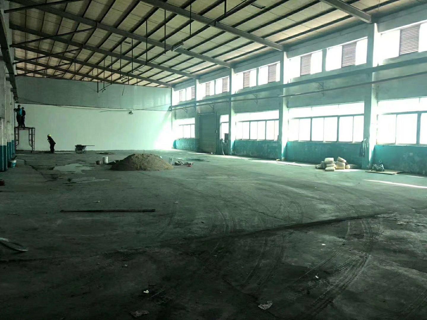 新华雅瑶独门单一层厂房2000㎡出租，高7米，可做仓库简加工
