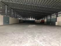 东莞南城现有仓库1万平方低价甩租！金刚砂地板，带隔热层