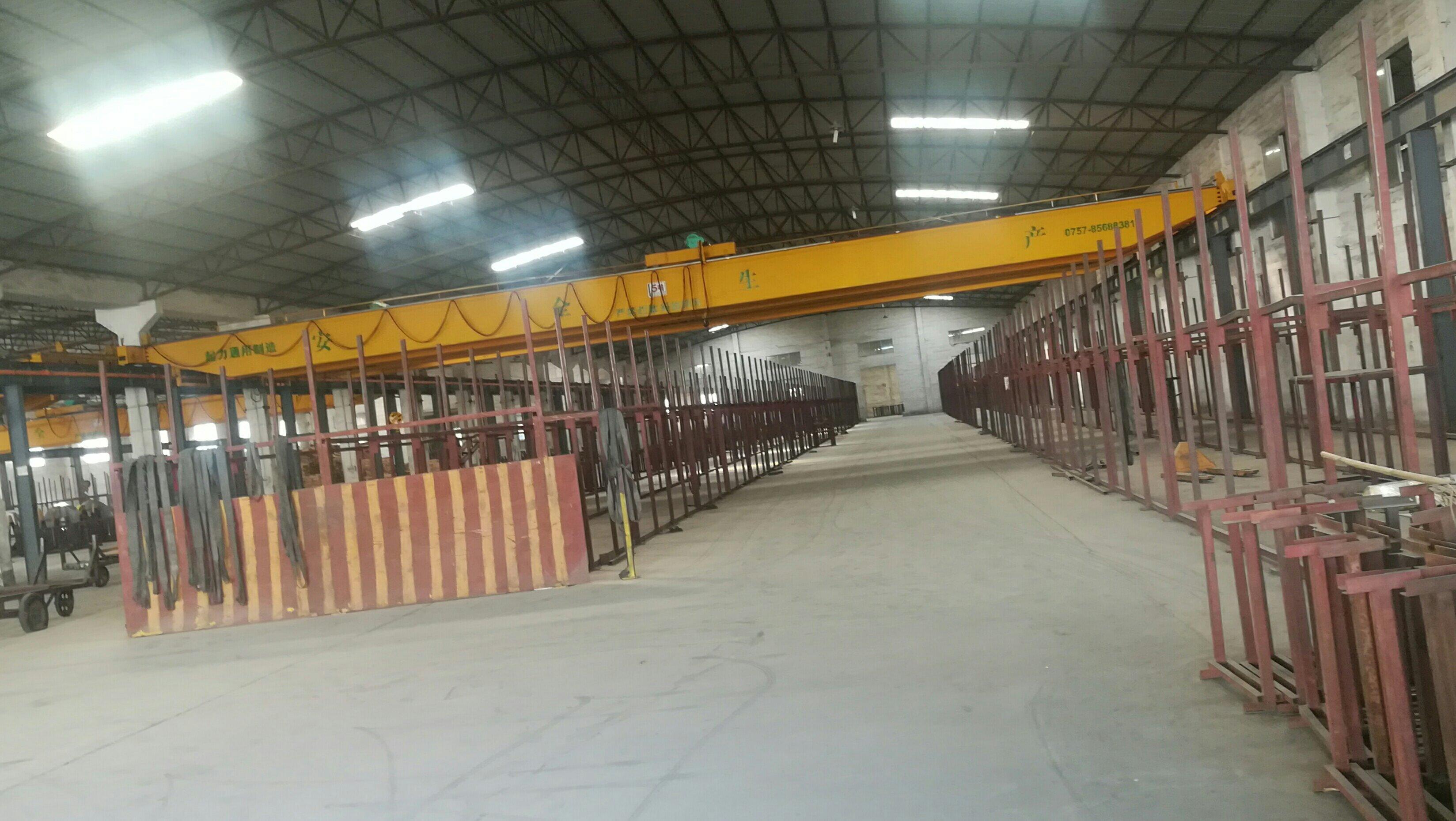 狮山10000平方厂房仓库，可做铝材仓库。