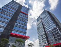 深圳双证齐全高新产业园出售，24000平，一楼高6米，空地大
