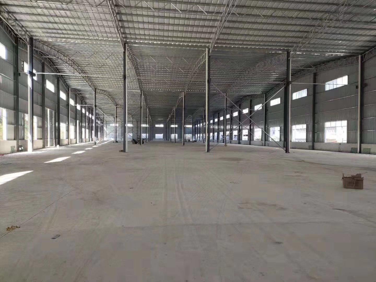 新出仓库钢构厂房共12车间厂房面积13950平方，大小可分租