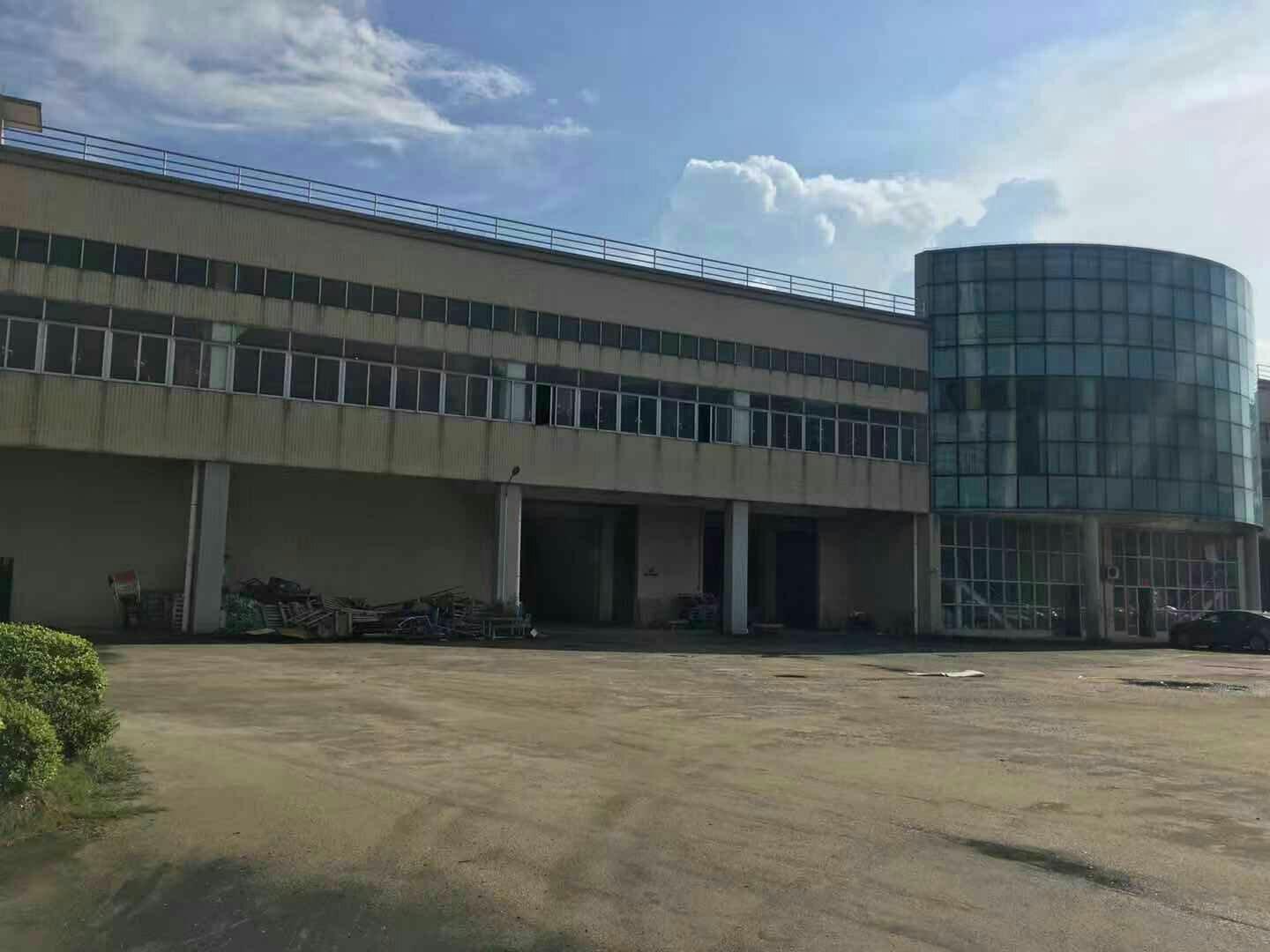 黄埔区云埔工业区标准厂房两层一楼高度七米，适合做仓库物流