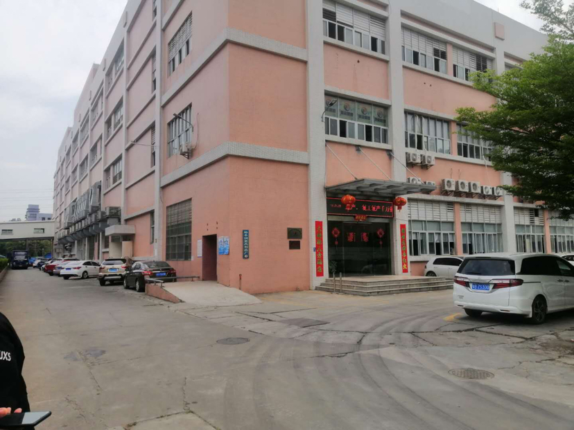 凤岗靠近深圳大路边电商仓库丙二类消防4180平方带办公室