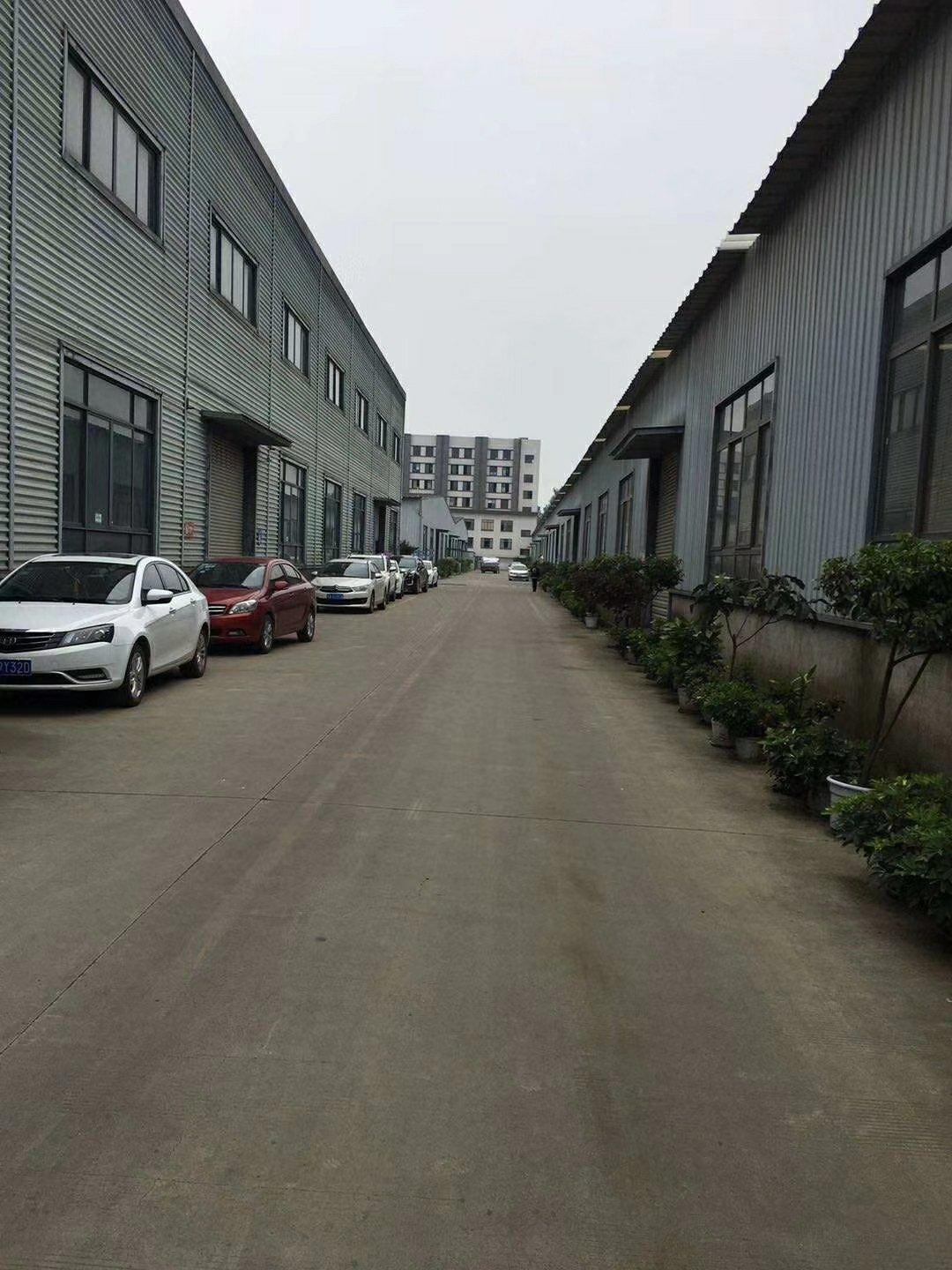 青白江区工业厂房出租，面积可分，可做仓库
