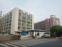 深圳龙华高速口红本厂房31300平出售，欢迎来电咨询。