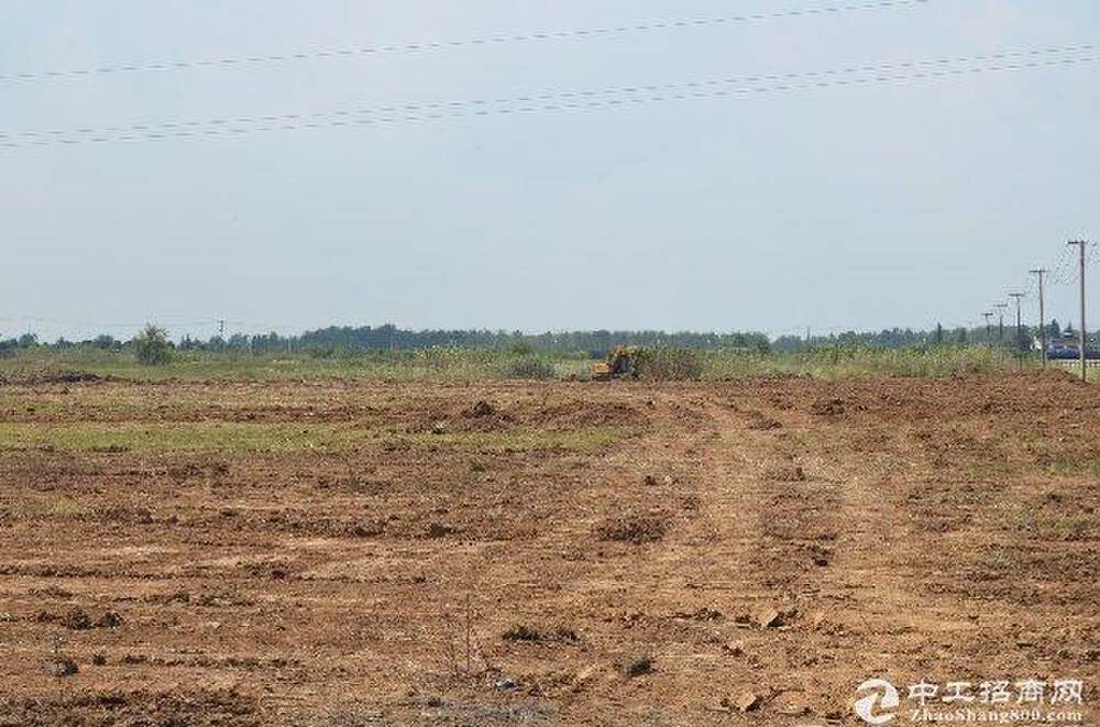 深圳新出国有工业用地可自建土地500亩出售，欢迎来电咨询。3