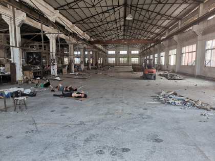 里水镇大型工业区新空出厂房，仓库出租。