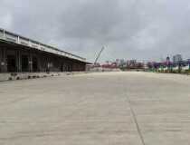 东莞高台仓库16800平方高10米，超长200米卸货平台