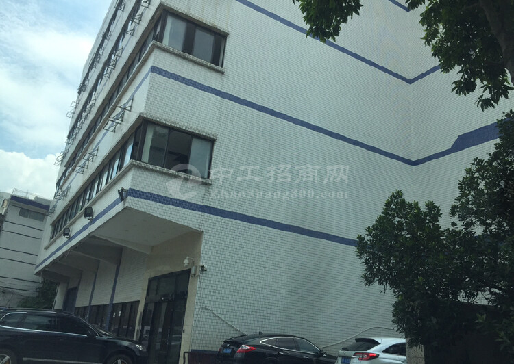 清远市清城区龙塘镇盈富工业园
国有工业用地出售1