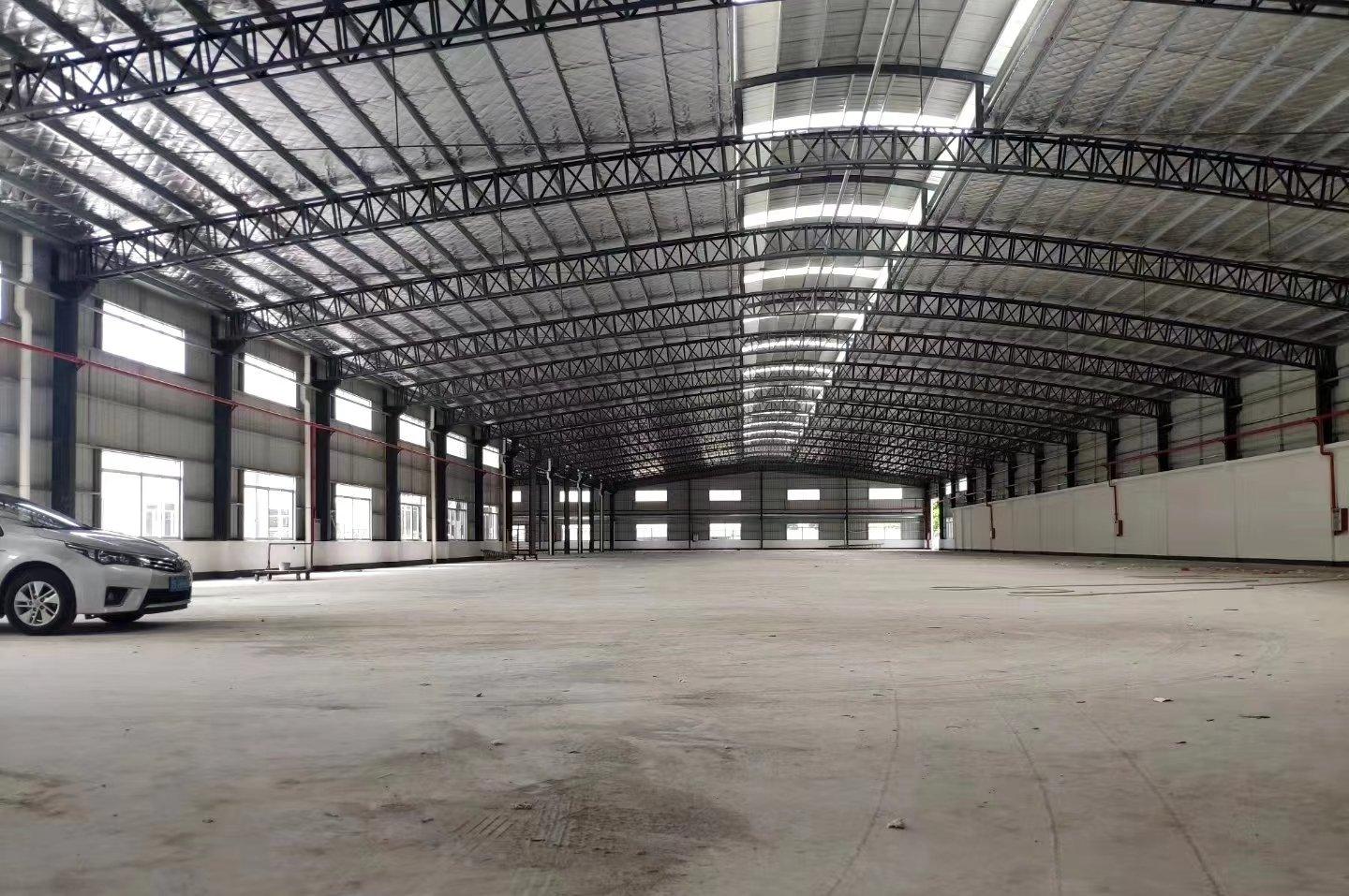 虎门镇新出仓库物流厂房，钢构滴水9米面积9000平方可分租。