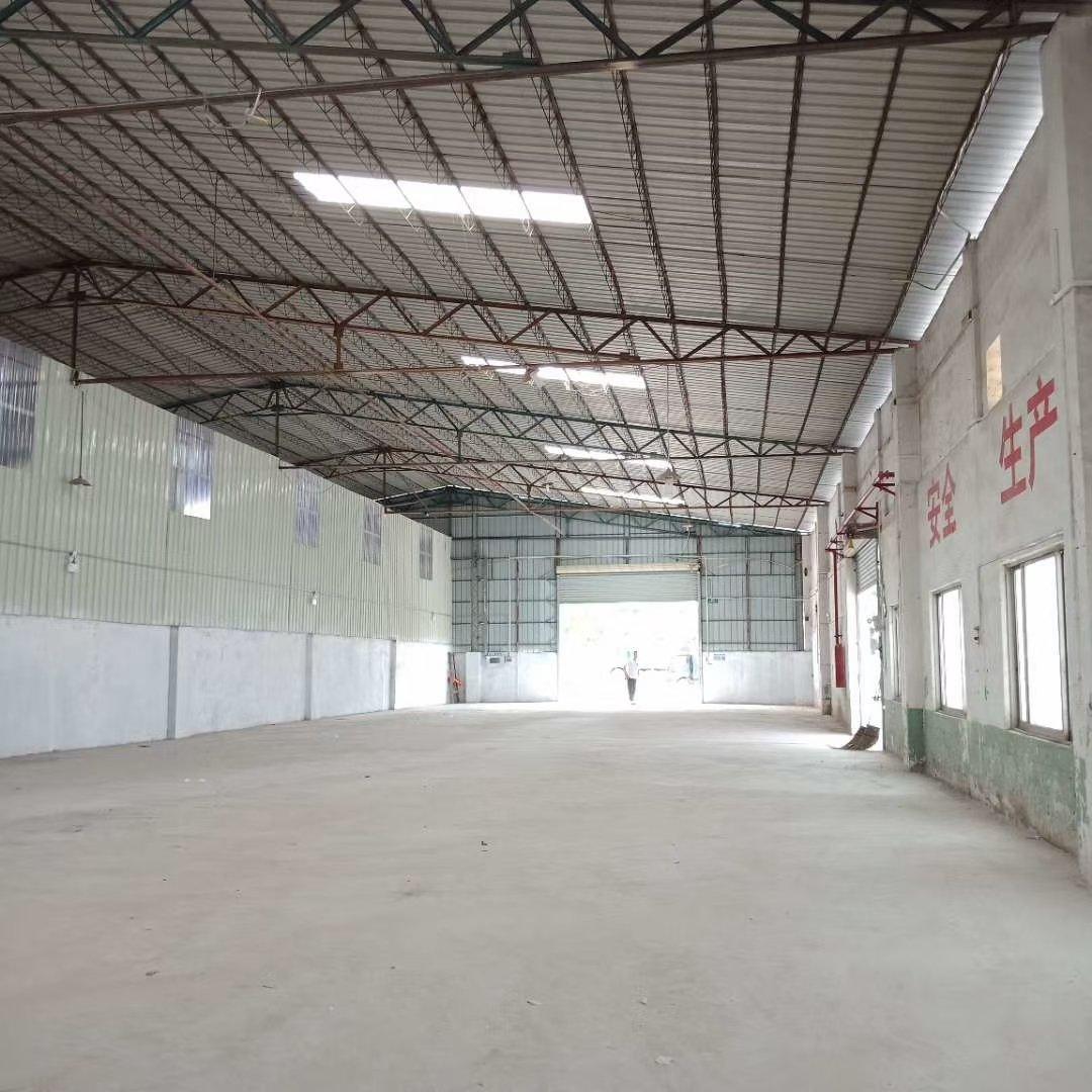 番禺新造1000方简易厂房仓库出租，滴水8米，交通便利。