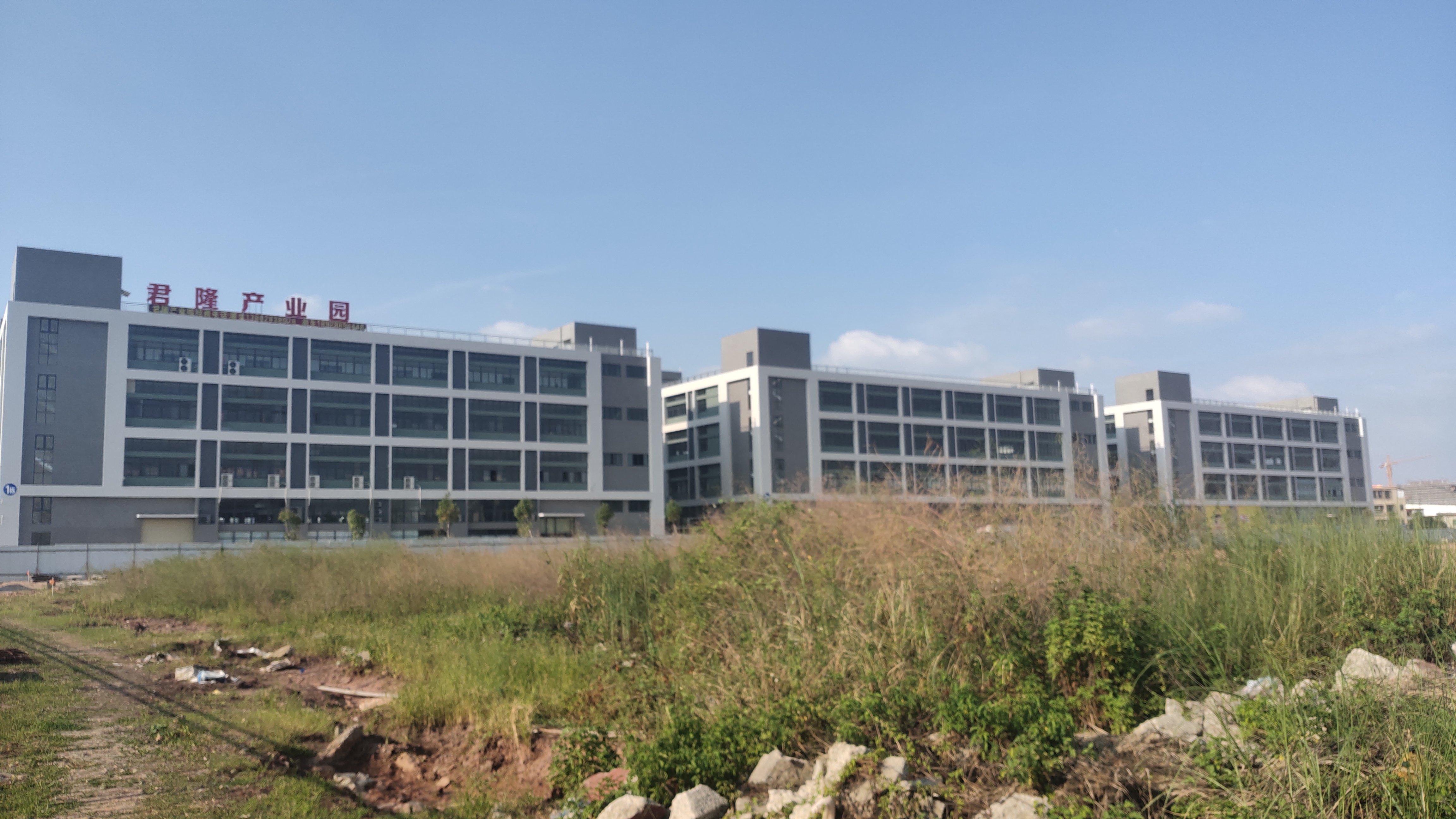 广东清远市清城区250000平方标准厂房出售