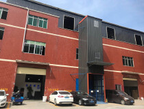 里水镇洲村草场工业区新出标准厂房三楼1100平！带升降梯！