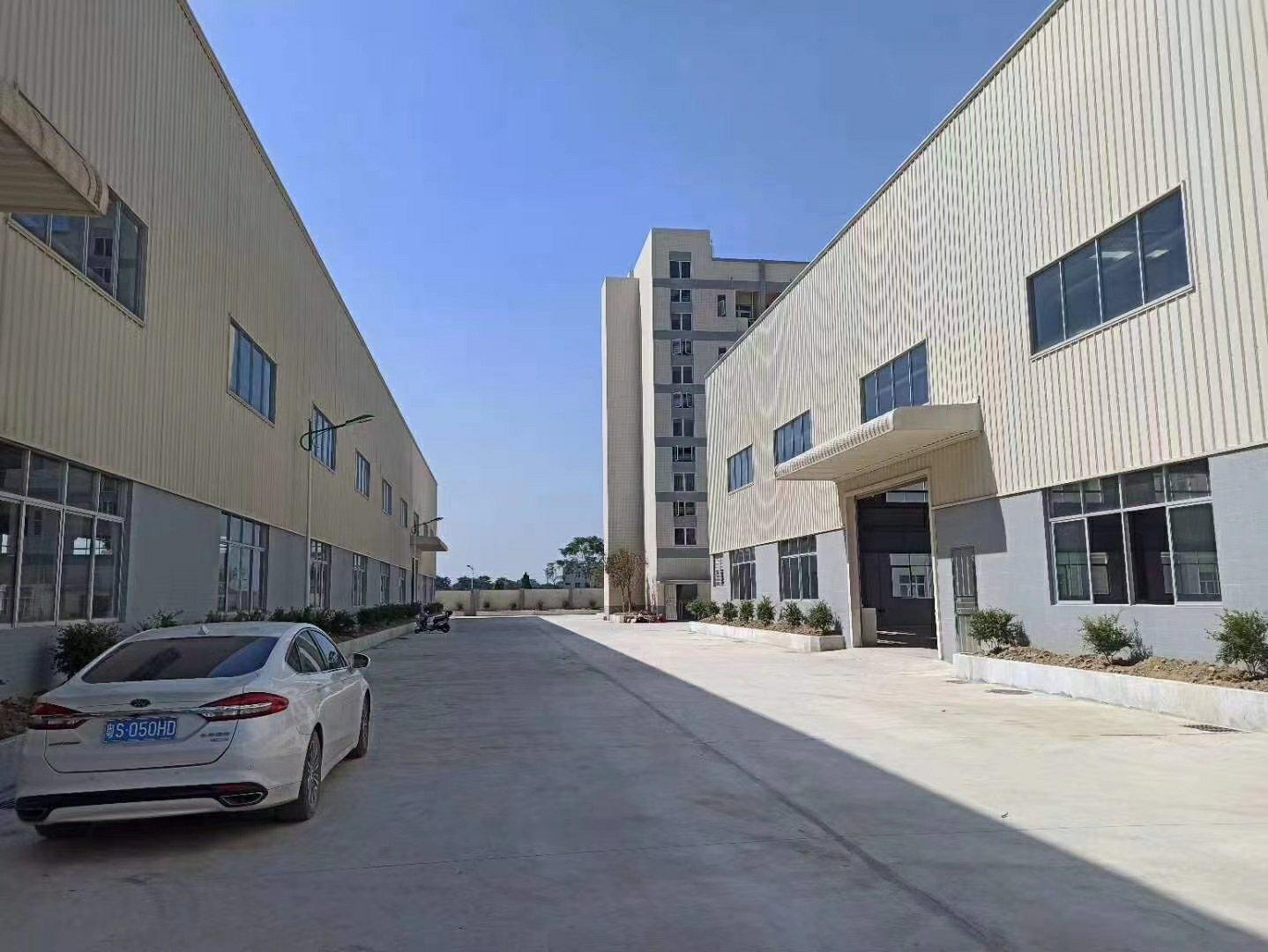 黄埔开发区新出两栋单一层厂房仓库低价25元出租10000平米