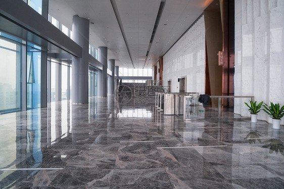 深圳市宝安区中心写字楼83至2320平方招租多户型精装修