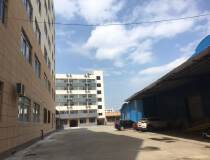 中堂镇工业区厂房一楼200平，2楼400平方，可分租。
