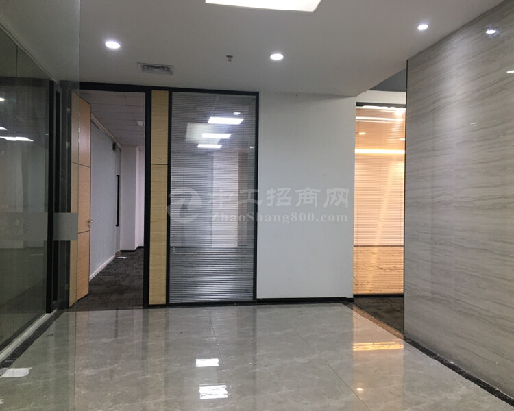 福永地铁口400米原房东物业精装修办公室出租价格低