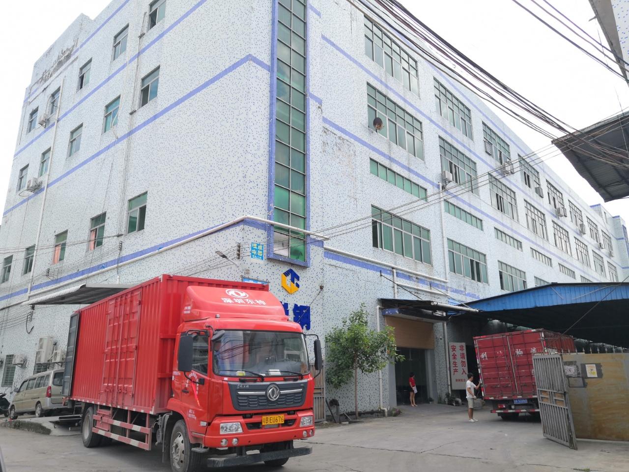 清溪三中厂房新出1300平招租，有现成办公室两间，有仓库。