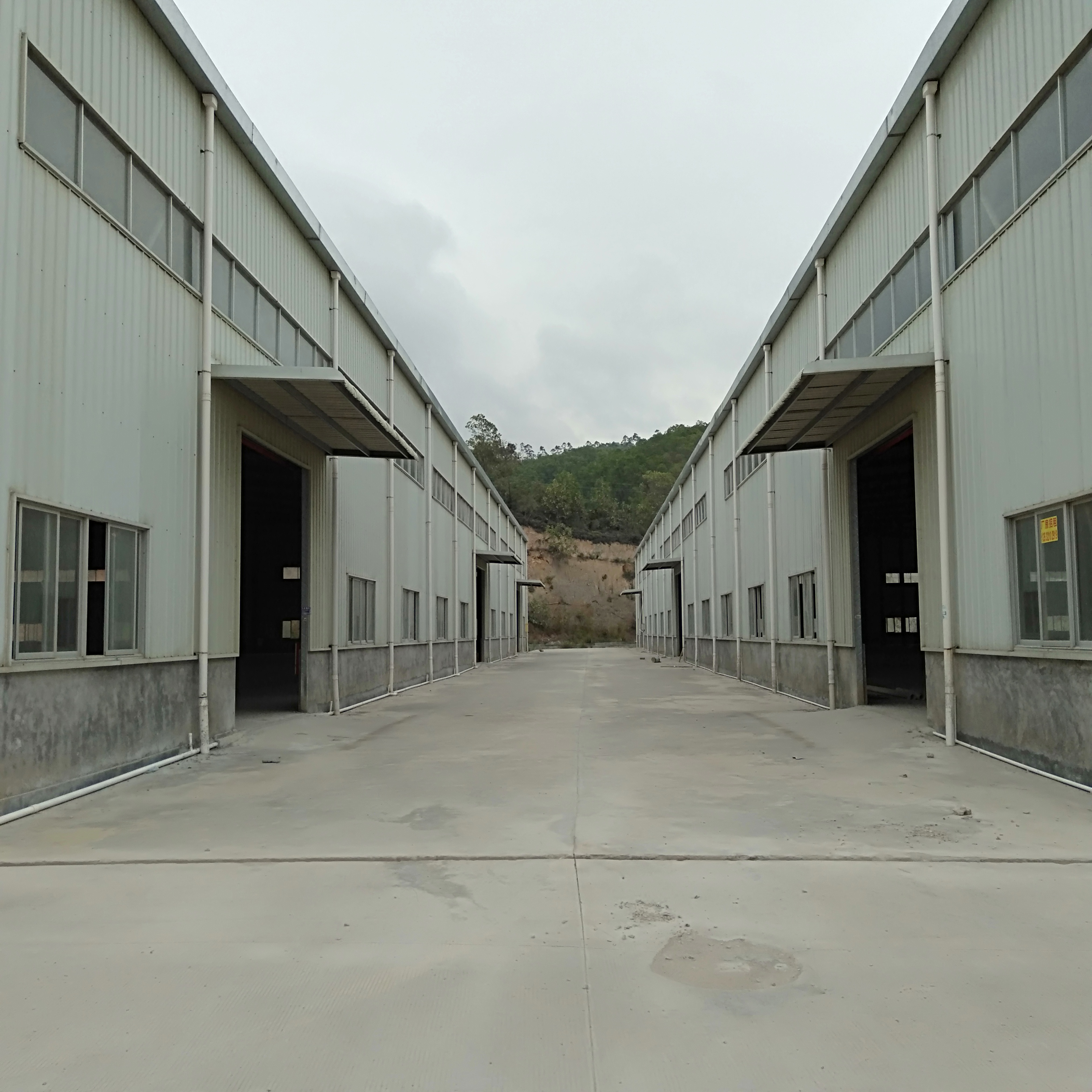 惠东6万平钢构厂房仓库可接受定制建17米高特种行业专用架行车