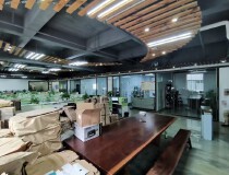 福永新出工业园区厂房1000平有前台办公室装修。
