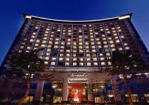 深圳市整栋酒店出售位于南山海岸城商圈55382平共390个房1