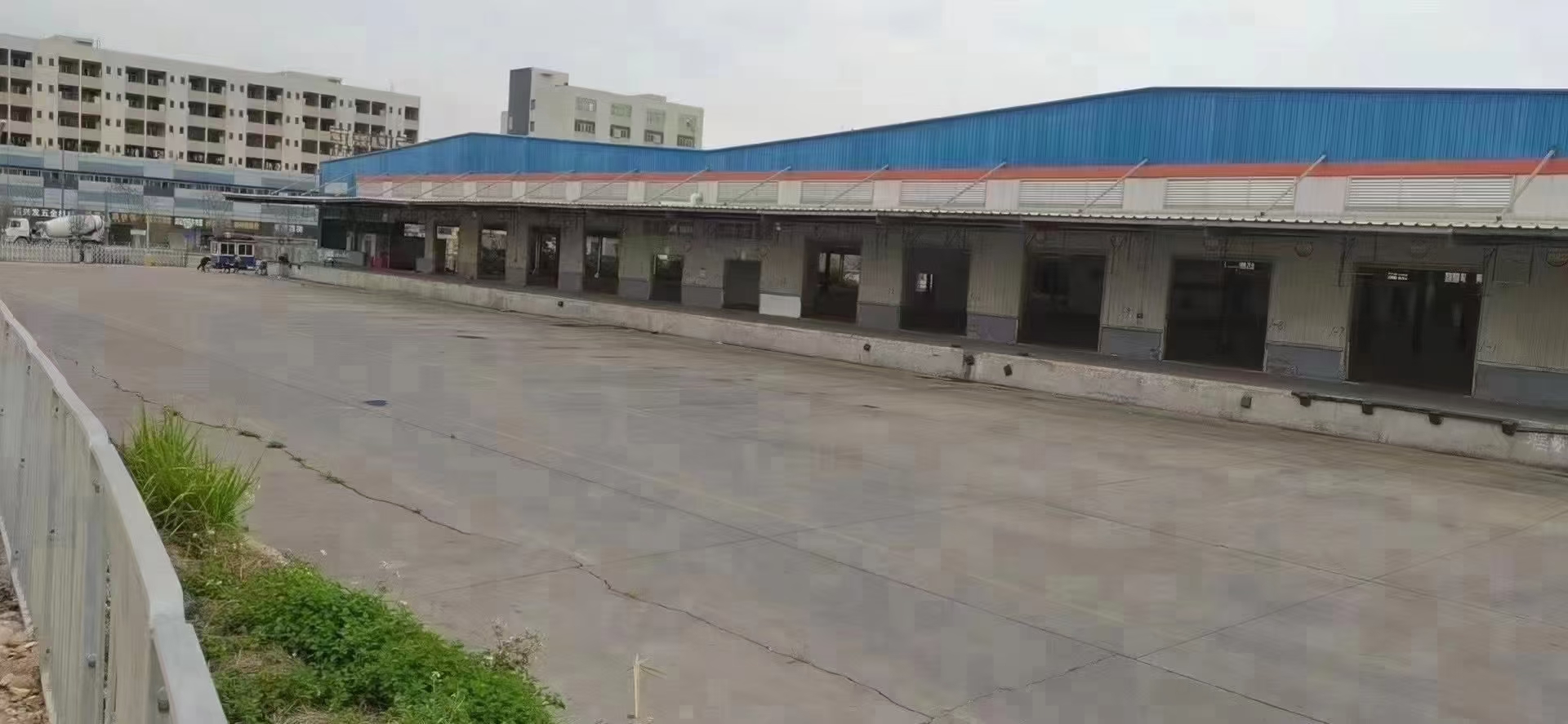 福永和平新出一楼带卸货平台标准仓库45000平方可分租