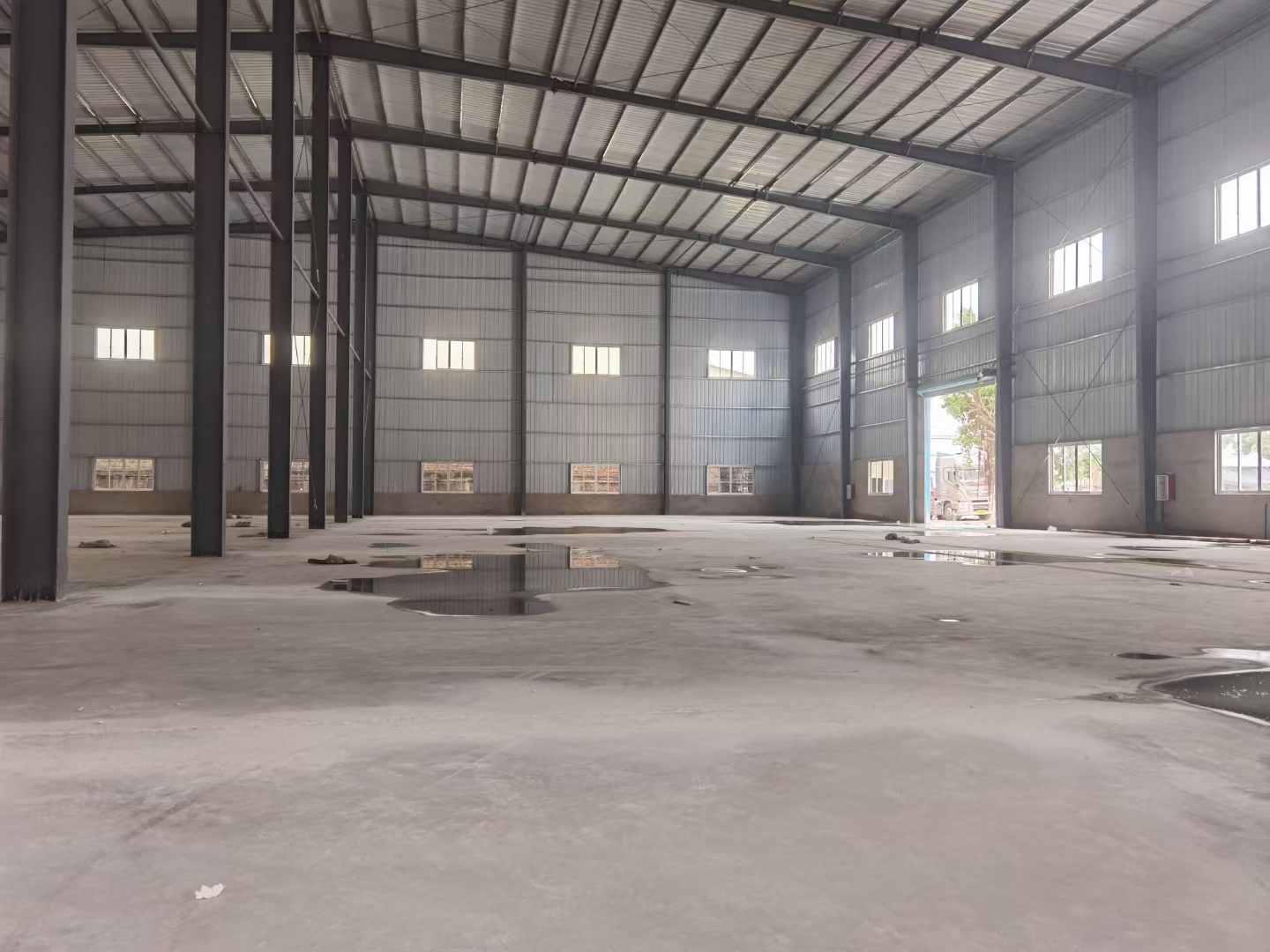 广州花东单一层仓库，
滴水十二米，中高14米，可搭夹层